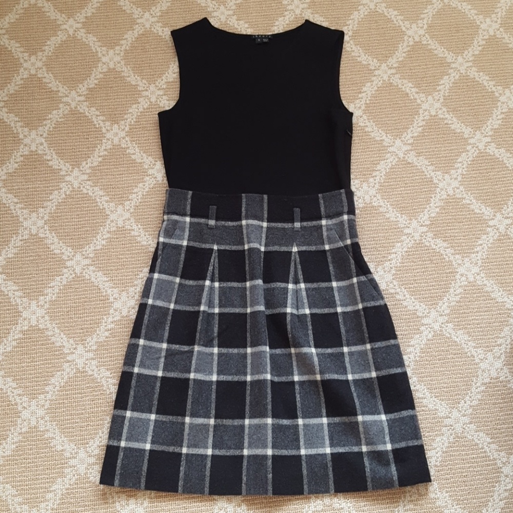 Theory NWOT black and plaid wool dress. Size 6